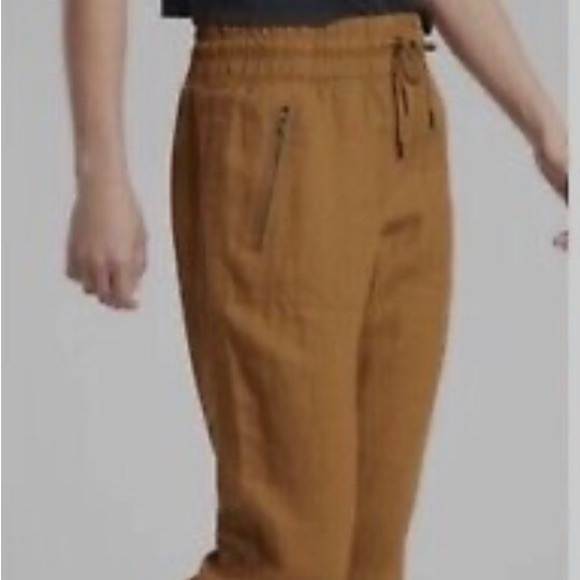 Athleta Cabo Linen Jogger. Machine washable fabric with a relaxed fit. Worn 2x - Picture 4 of 15